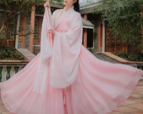 云香霓裳汉服琼瑶，正版，已绝版，九米摆，M...