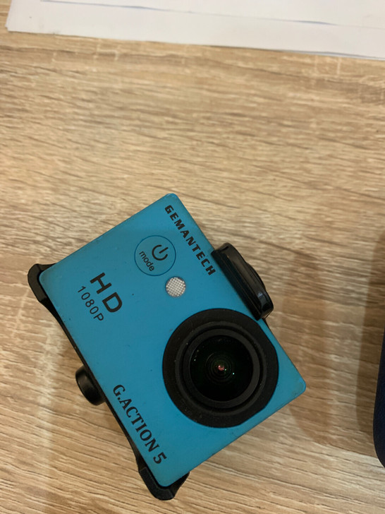 4K运动相机,送包、二电送线、配件齐全