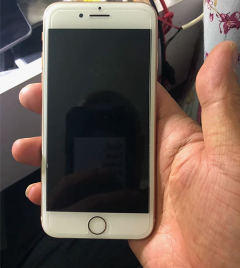 二手8代256G金色，外观成色非常漂亮，电...