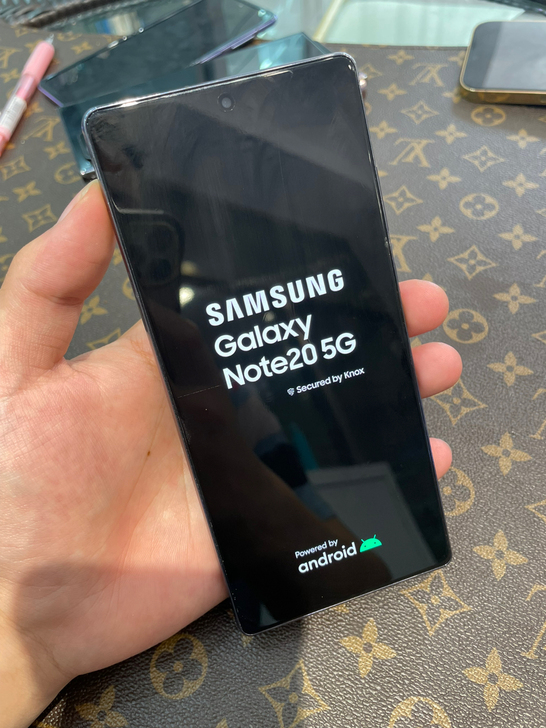 三星Note20