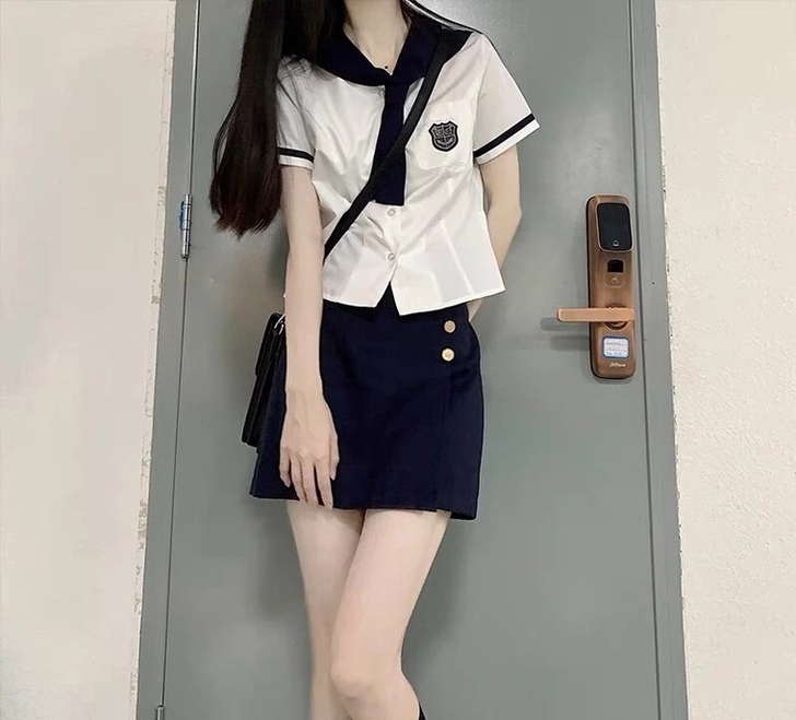 【已收】收梗豆韩式制服短袖上衣，长袖和下裙...