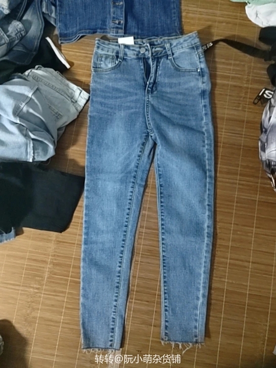 牛仔裤2号  全新 25码  质量好 主页...