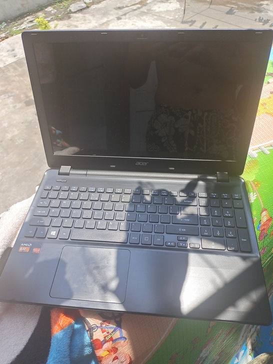 宏碁弘基笔记本电脑