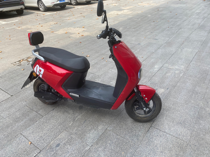 绿源MEA最新款6020电池，2021年2...