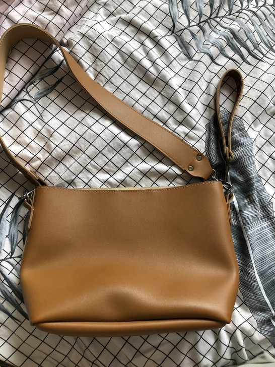 百搭洋气大容量包包     拼色高级感单肩...