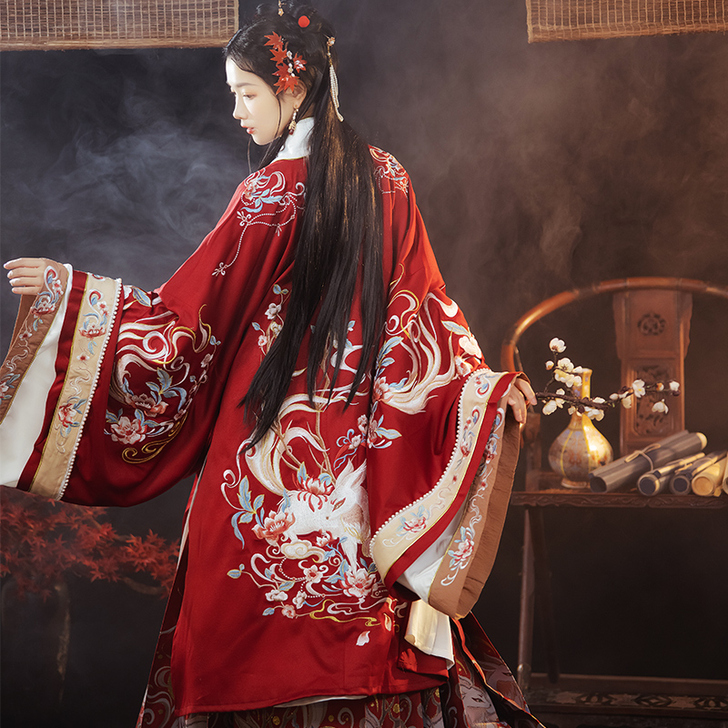 喜欢直接拍 爽快妹子送礼物 洗过两次对襟处...