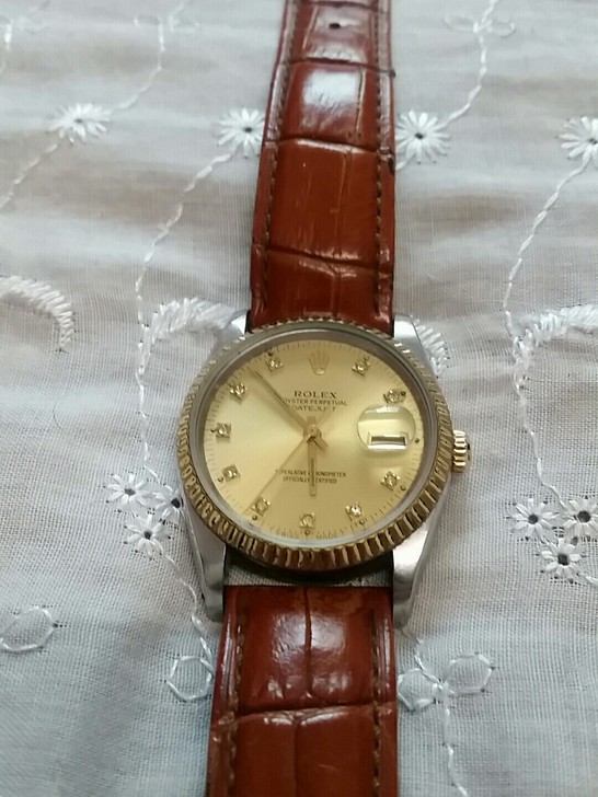 全自动手表走时正常，品如图，看好在拍，售后...