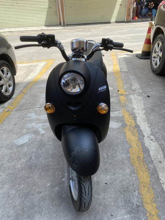 绿源,磨砂黑,72伏双碟刹,刹车杠杠的,车...