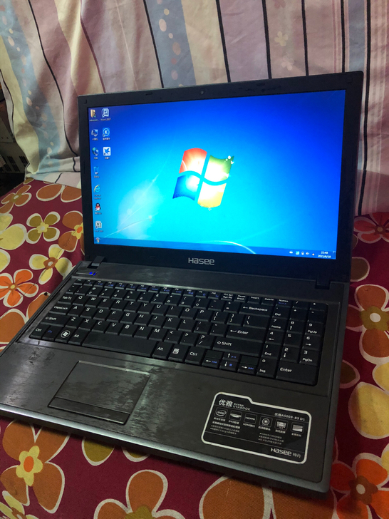 神舟优雅15.6寸笔记本