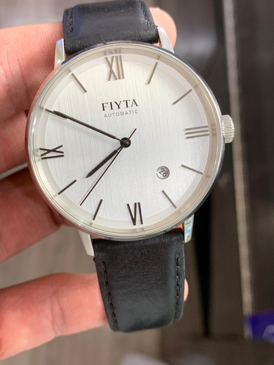 飞亚达机械表，男款机械表9新，手表走时正常...