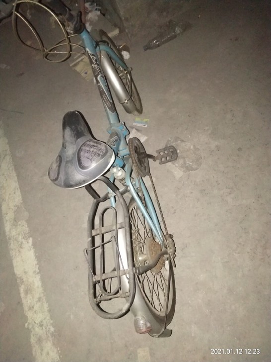 折叠变速山地车