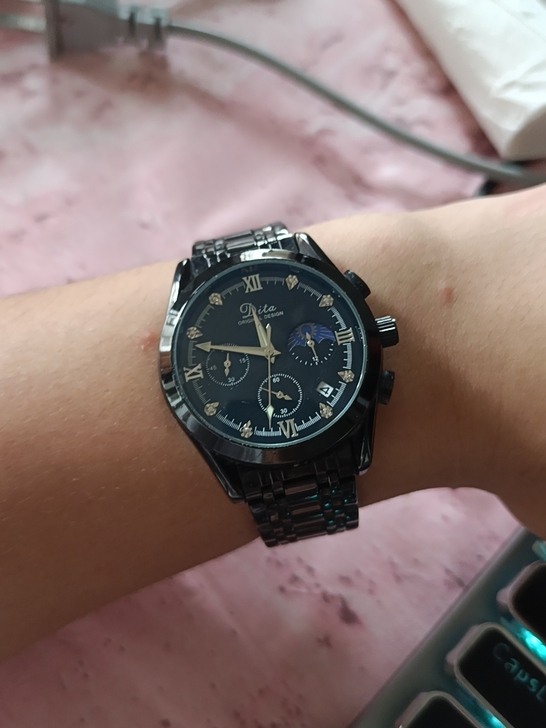 迪塔手表,9.5成新,京东买的,不是什么知...