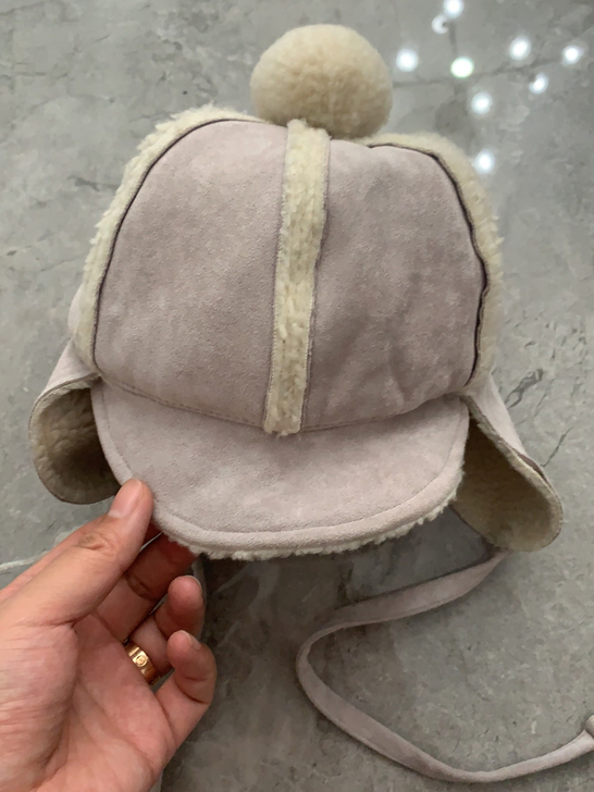 翻毛羊羔绒帽子