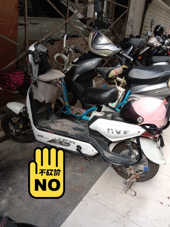 加州豹新国标电动车，48V12A铅酸电池，...