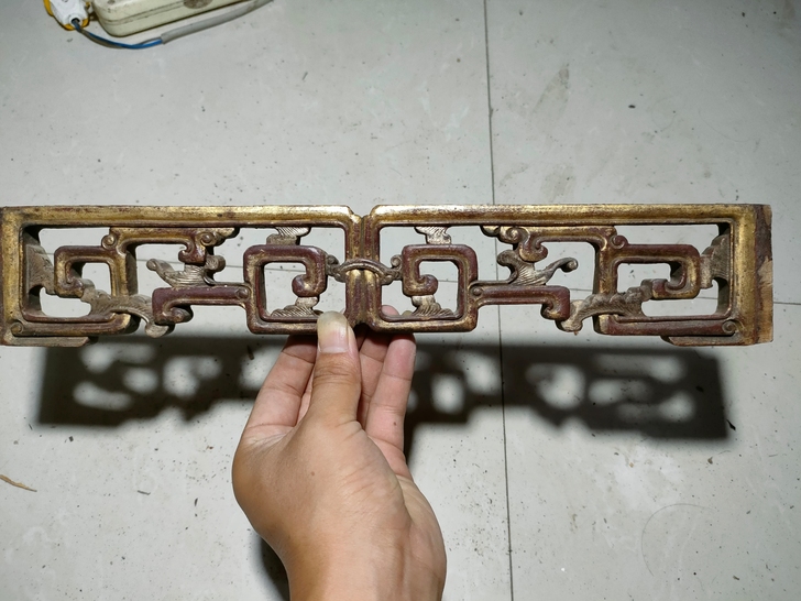 老木雕花板一片