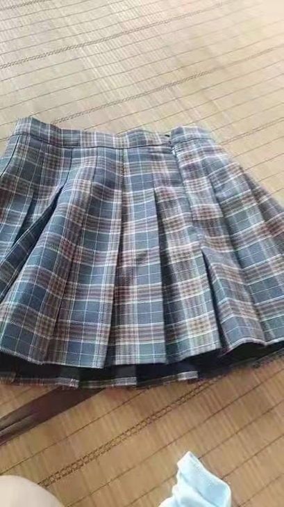 衣服女装 裙子 百褶裙 试穿相当于全新 低...