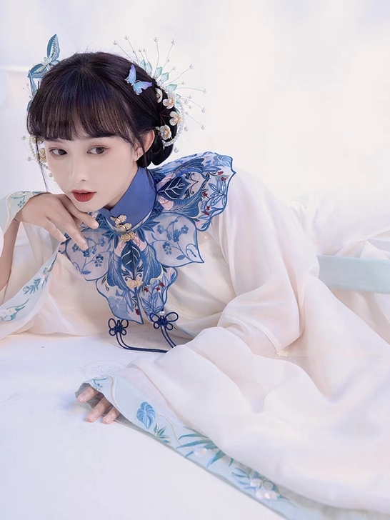 七月夕 蓝卉 原创明制对襟长衫印花马面绣花...