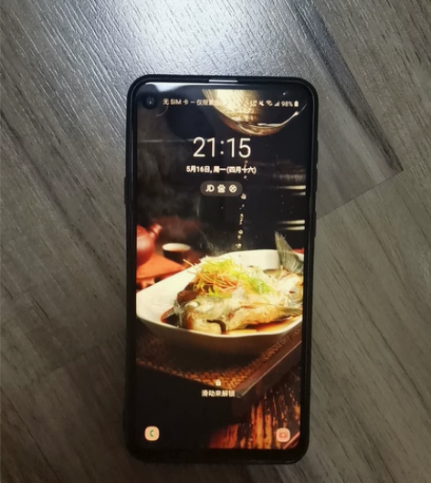 三星galaxy A8s 6g内存 1...