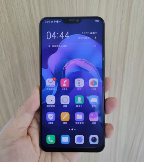 vivo X21，屏幕指纹解锁，6+128...