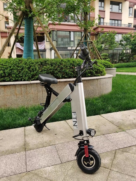 【清仓处理】迷你折叠电动车滑板车超轻便携电...