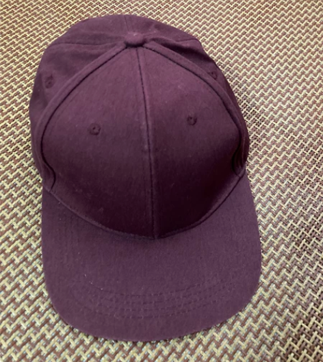 bershka棒球帽 酒红色 大小可以调节
