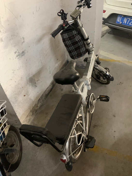 正步48V电动自行车，功能没有任何问题，续...