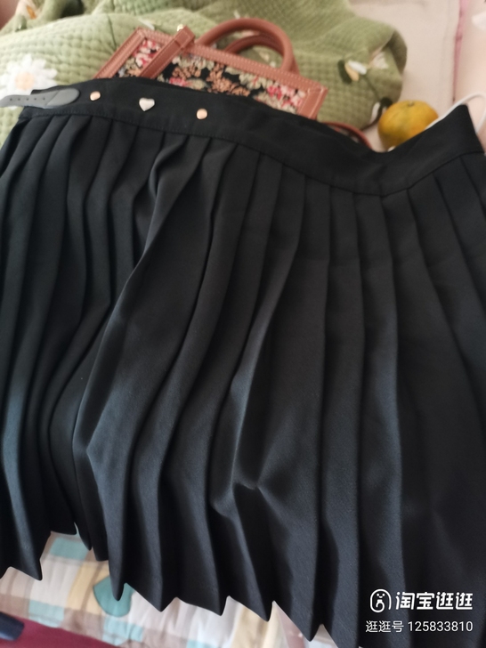 百褶裙，喜欢联系