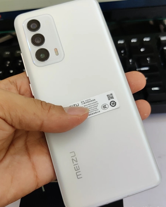 魅族 18 8GB+128GB 踏雪 骁龙...