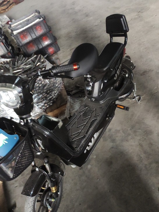 电动车 48v20   刚买没多久。可以跑...