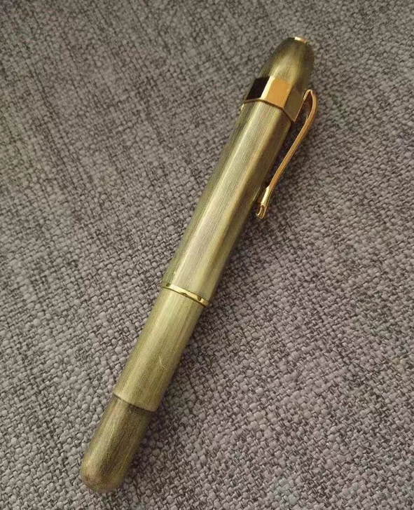 【低价处理】黄铜钢笔,复古钢笔,外观很讨巧