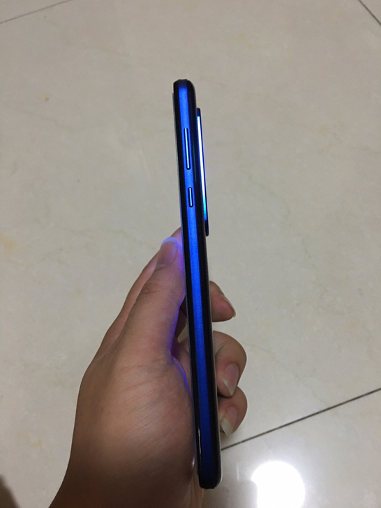 夏普r5g，全原装有气密，夏普最强LCD，...