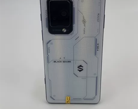 【国庆特价】黑鲨 5 Pro 16G+51...