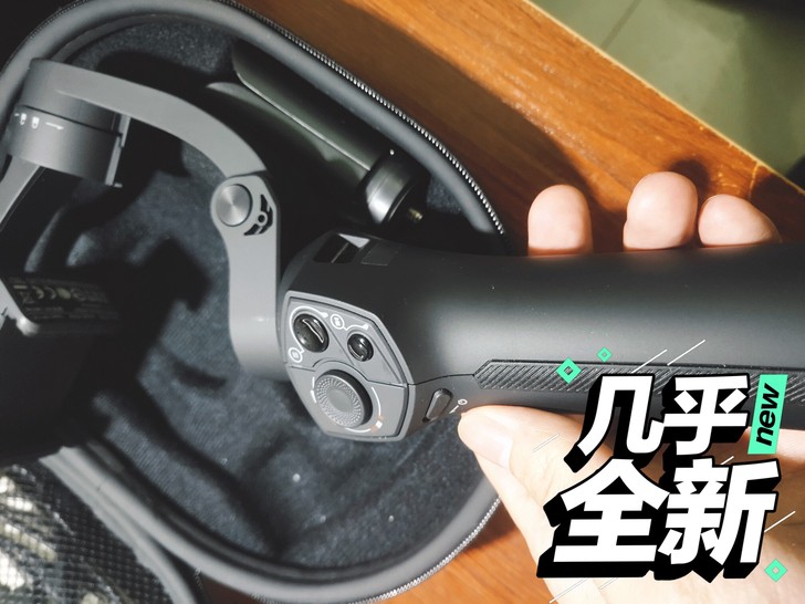 随拍snoppa atom智能三轴手机稳定...