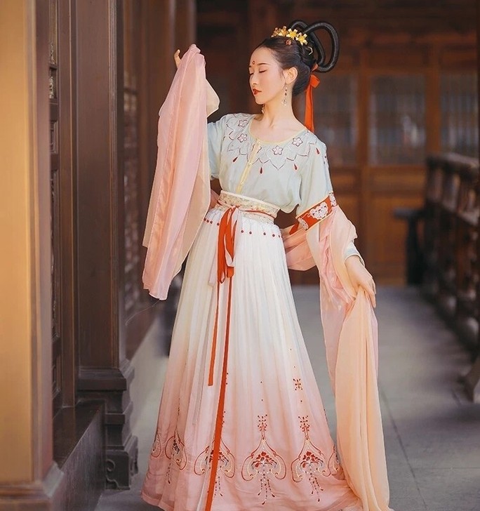 七月夕 梵 音 仅下裙XS码，福袋产物