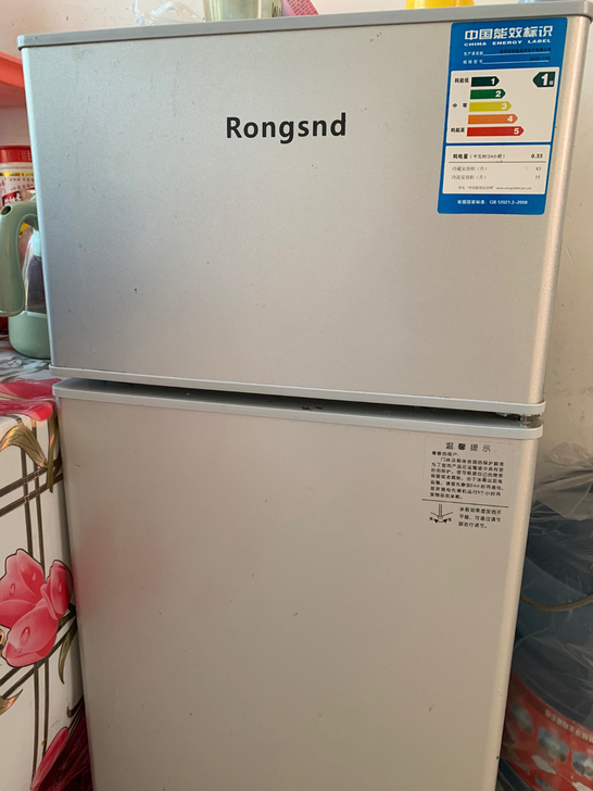 出家用小冰箱一台，出租房首选，超级省电，宁...