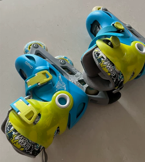 轮滑鞋➕护具，迪卡农购买的，号码见图，基本...