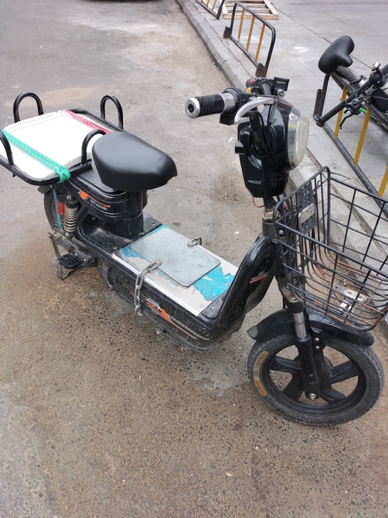 巨龙72伏通用，用它去南极，和哈达上货用了...