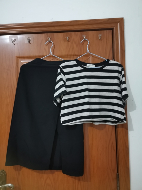 全新，裙子套装，短款上衣，高腰开叉包臀裙，...