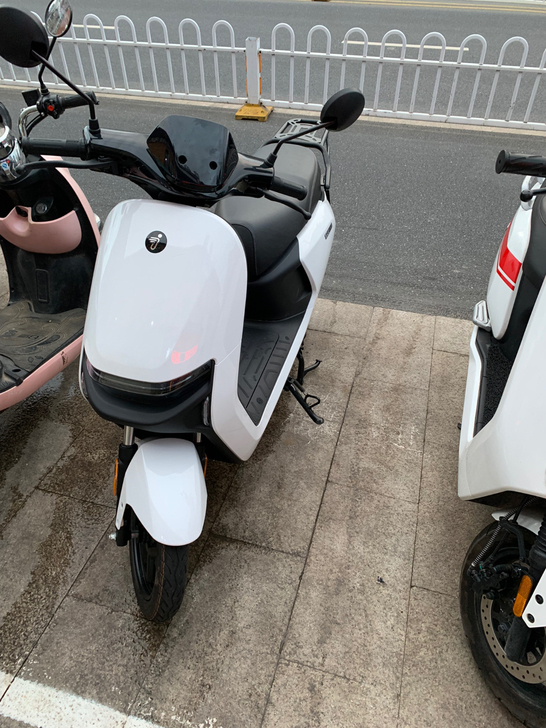 全新九号电动N70C空车、黑白蓝可选，真智...