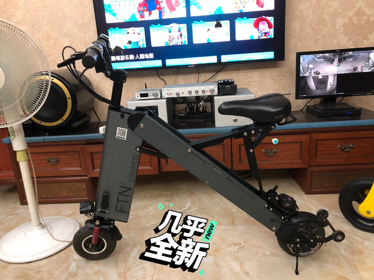 转手原因 ，购买后基本很少开，放小车后备箱...