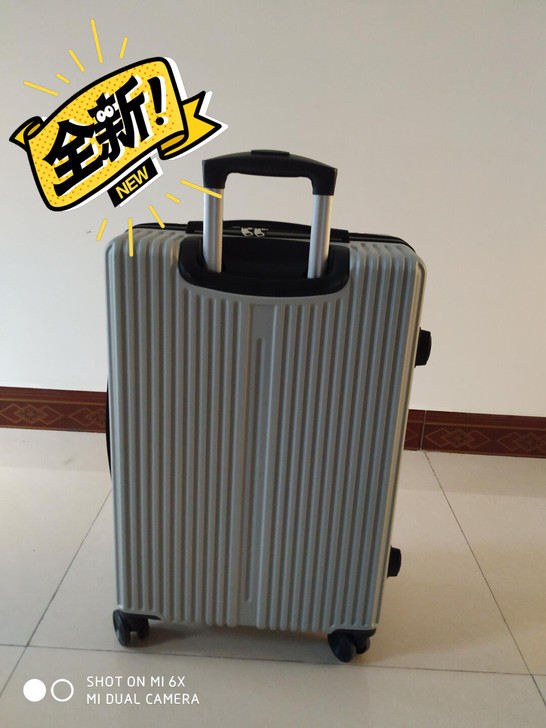 捡漏了 刚买的行礼箱,还没有用过 买大...