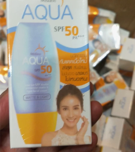 泰国Mistⅰne密丝婷小黄帽防晒。′一瓶...