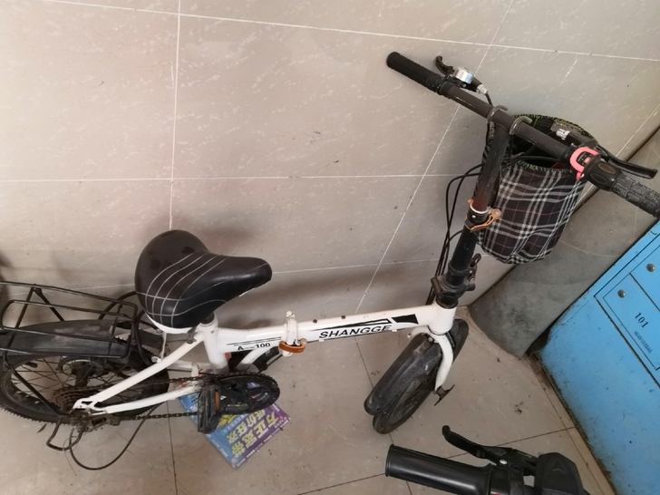 闲置16寸折叠自行车转让，变速的用不了了，...