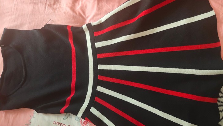 连衣裙，职业风S，L都可穿