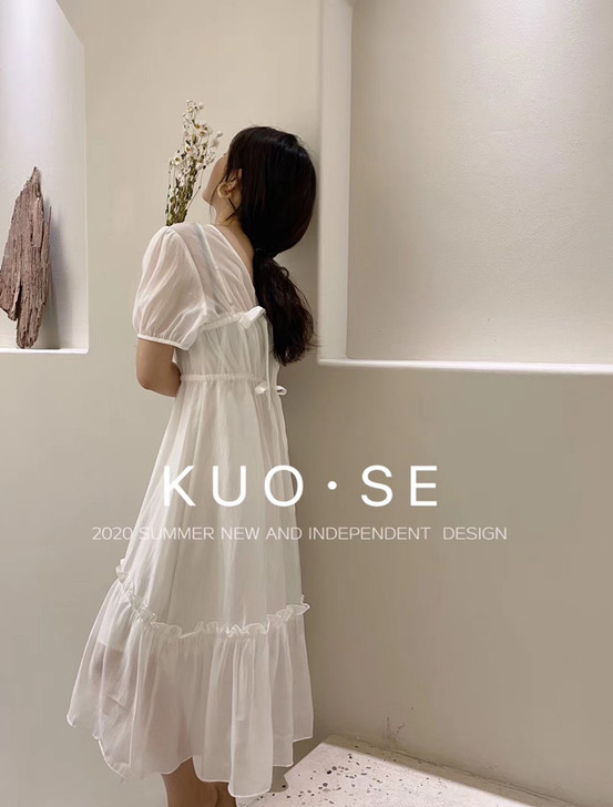 法式小众压皱雪纺连衣裙女夏装 心机后背蝴蝶...