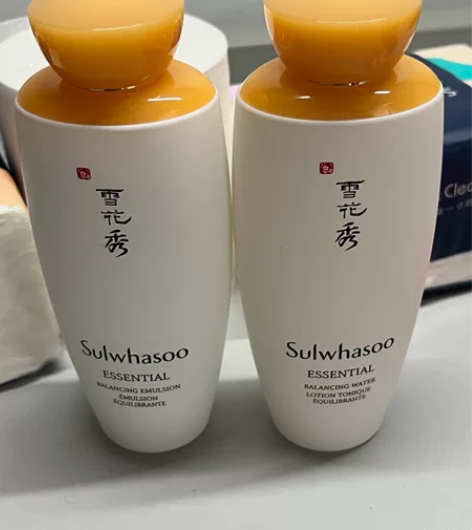 不适合自己 基本没用 送小样 面霜 4...