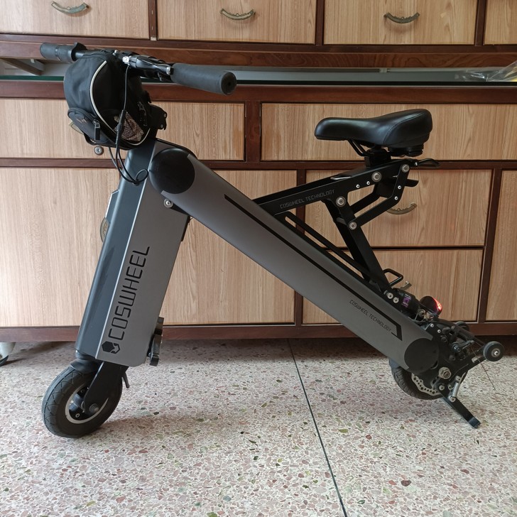 卡西威尔COSWHEEL折叠电动车