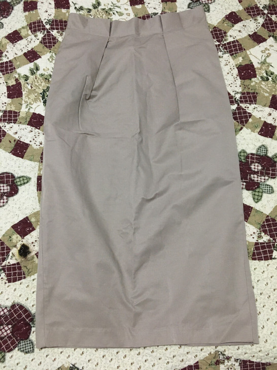 韩国进口花苞一步裙，m码，后开叉，显型修身...