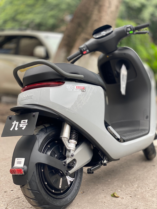 九号电动车，E200p到货，博世双通道ab...