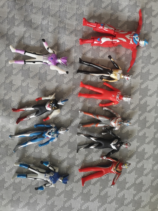 家里奥特曼太多了,需要清理些,价格可商量